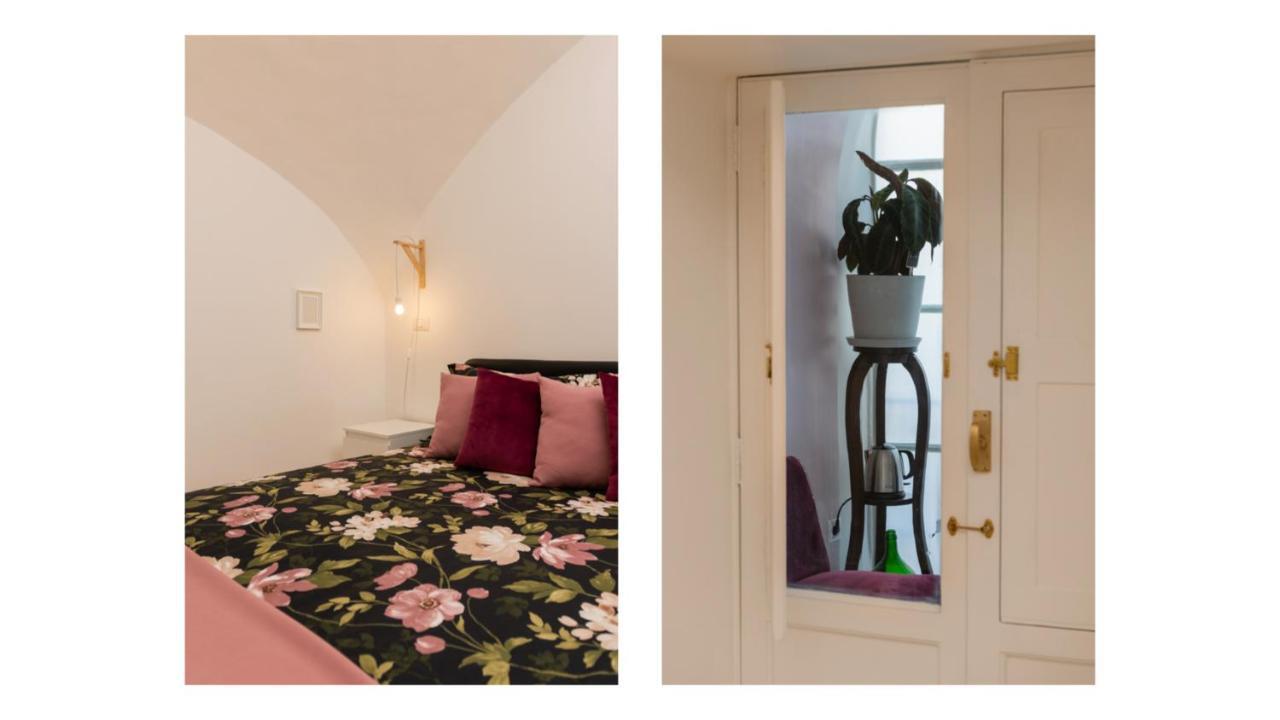 Light Pink - Suite In The Middle Of Everything Торре-Аннунциата Экстерьер фото